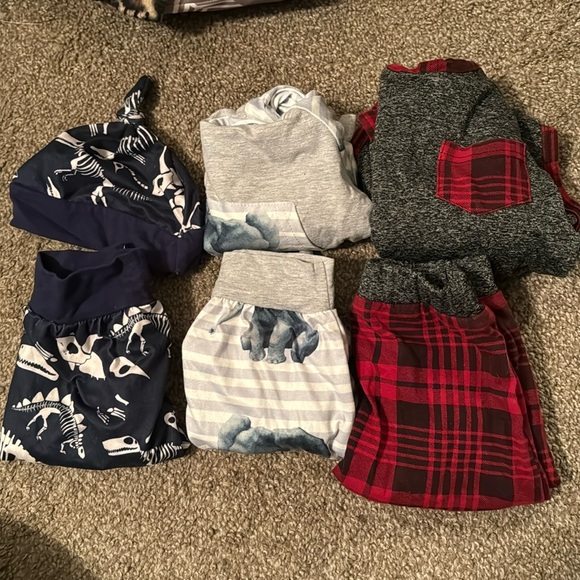 Multiples Other - 🌺4/$15🌺 bundle of 6 piece baby boy clothes